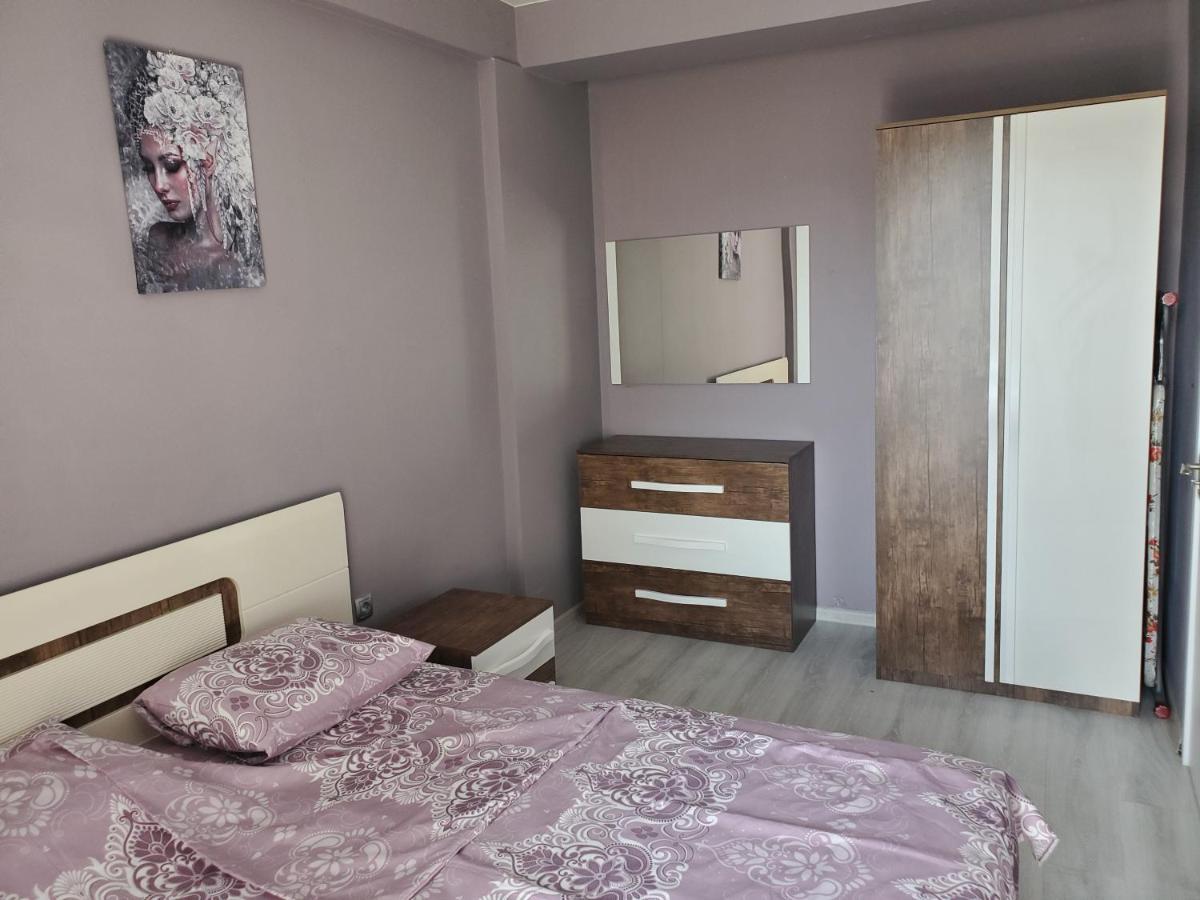 Cozy 1-Bedroom Unit In Tbilisi, With Amazing View Buitenkant foto