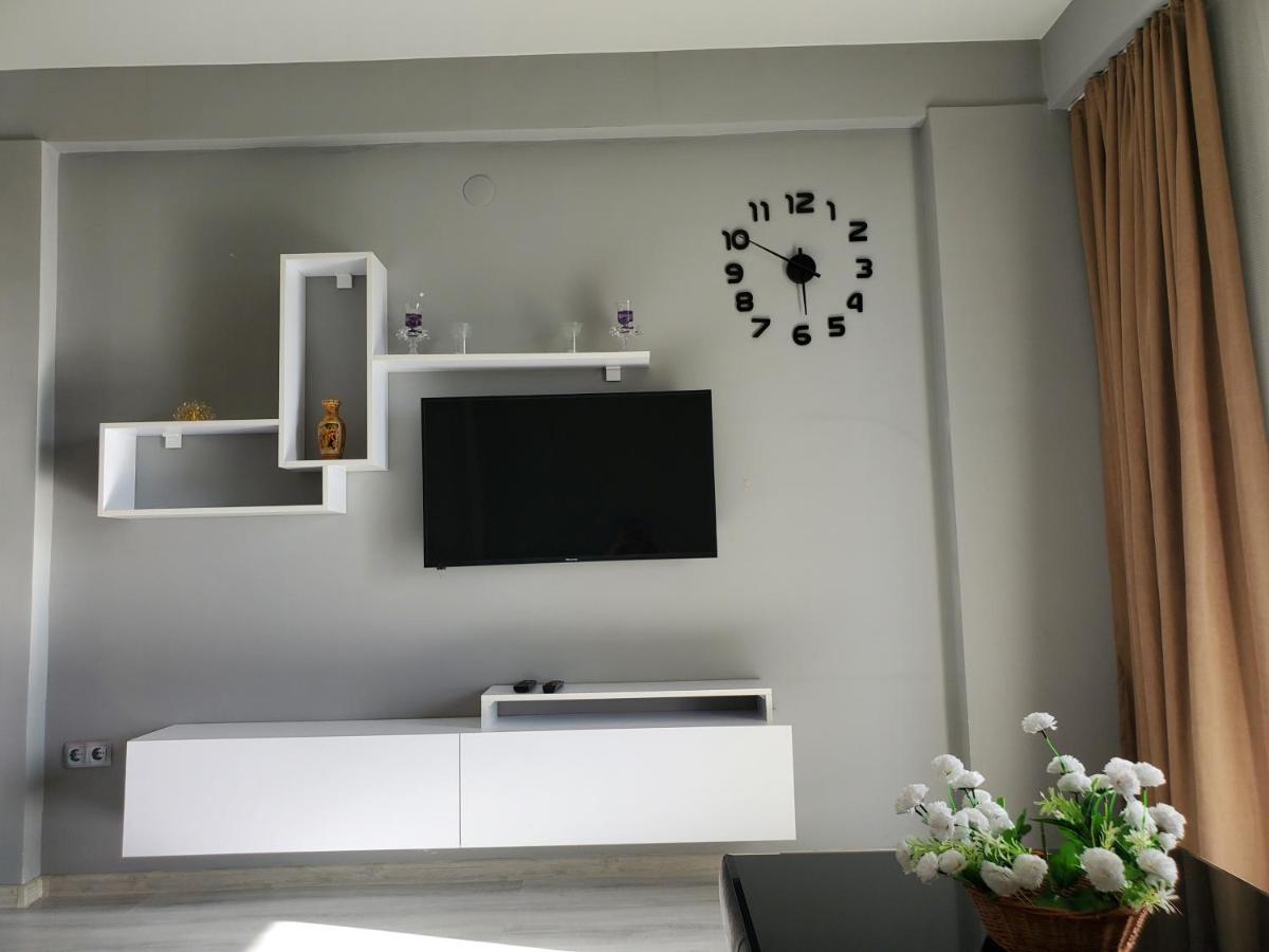 Cozy 1-Bedroom Unit In Tbilisi, With Amazing View Buitenkant foto