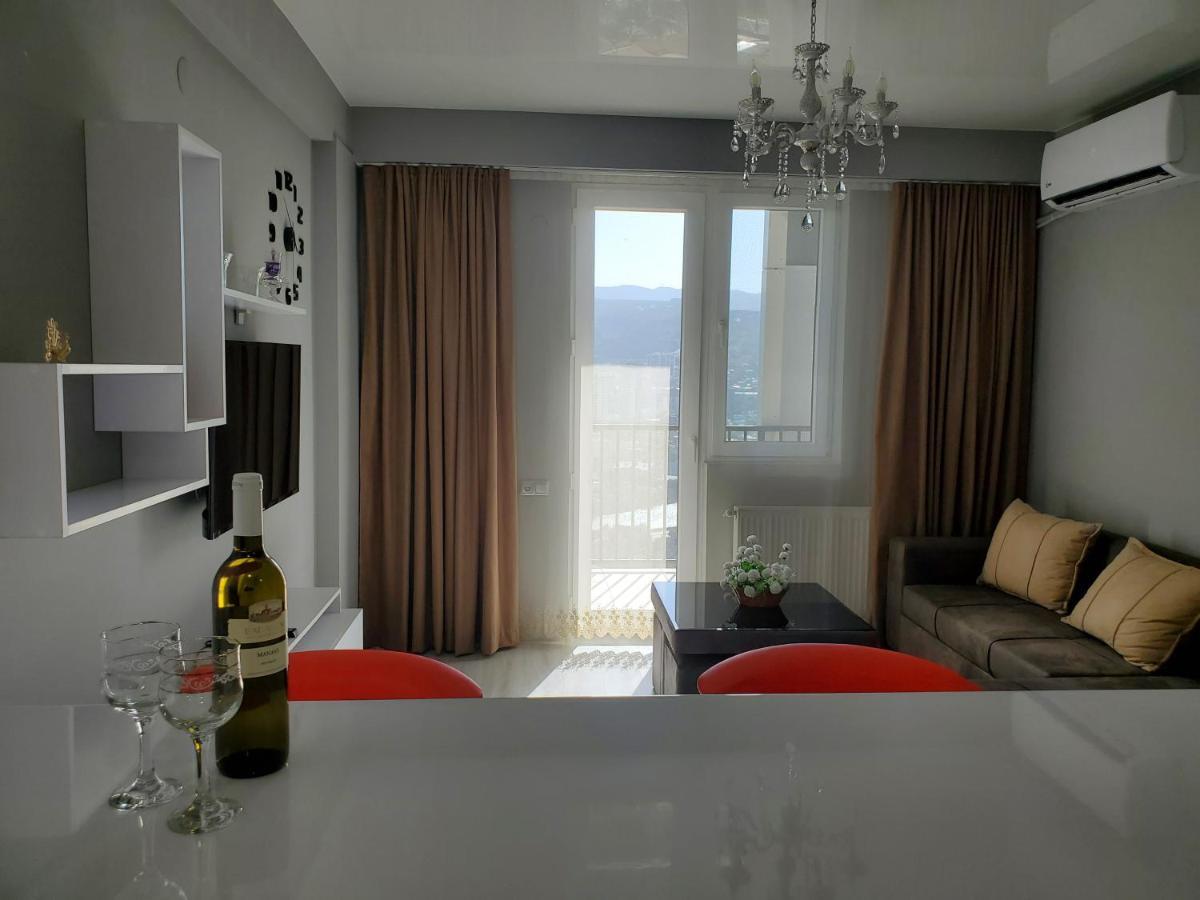 Cozy 1-Bedroom Unit In Tbilisi, With Amazing View Buitenkant foto